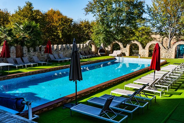 Surprenez vos collègues avec un mug original : guide pour un cadeau parfait au bureau